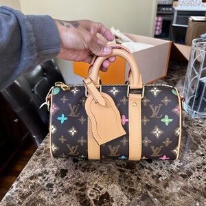 Limited edition Louis Vuitton Keepall Bandoulière 25